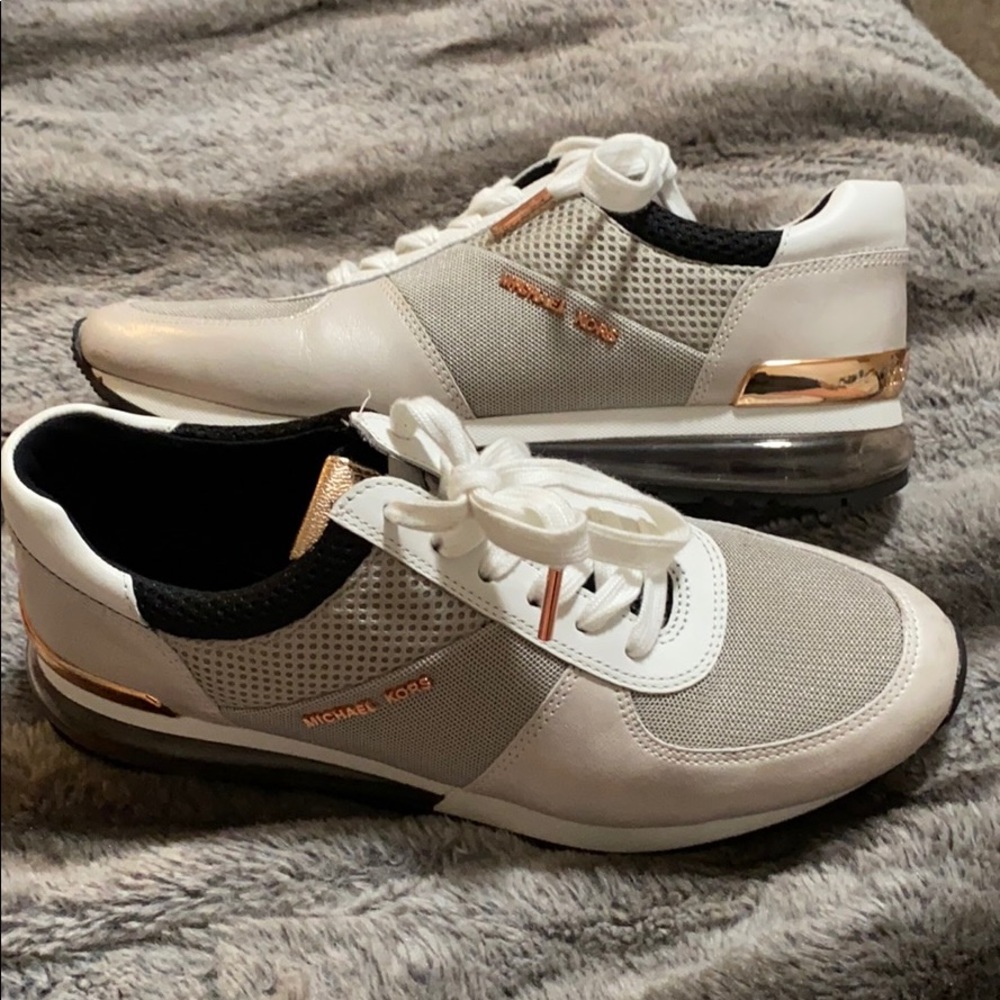 Mk shoes